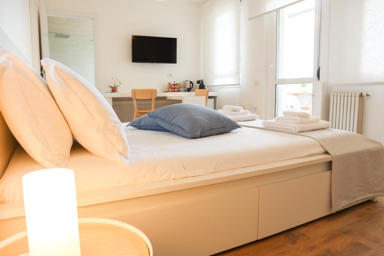 Suite Lighthouse Cagliari Luaran gambar