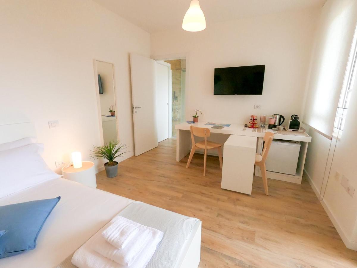 Suite Lighthouse Cagliari Luaran gambar