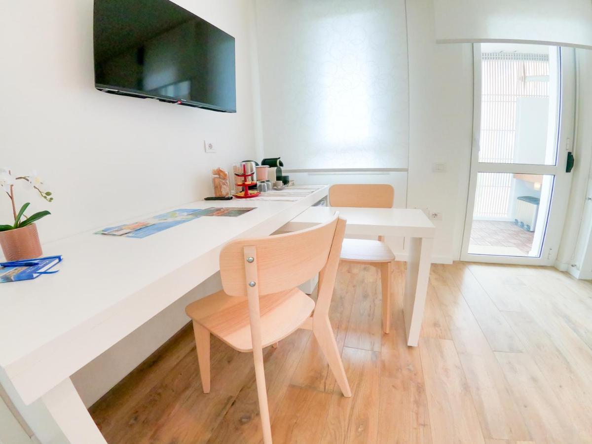 Suite Lighthouse Cagliari Luaran gambar